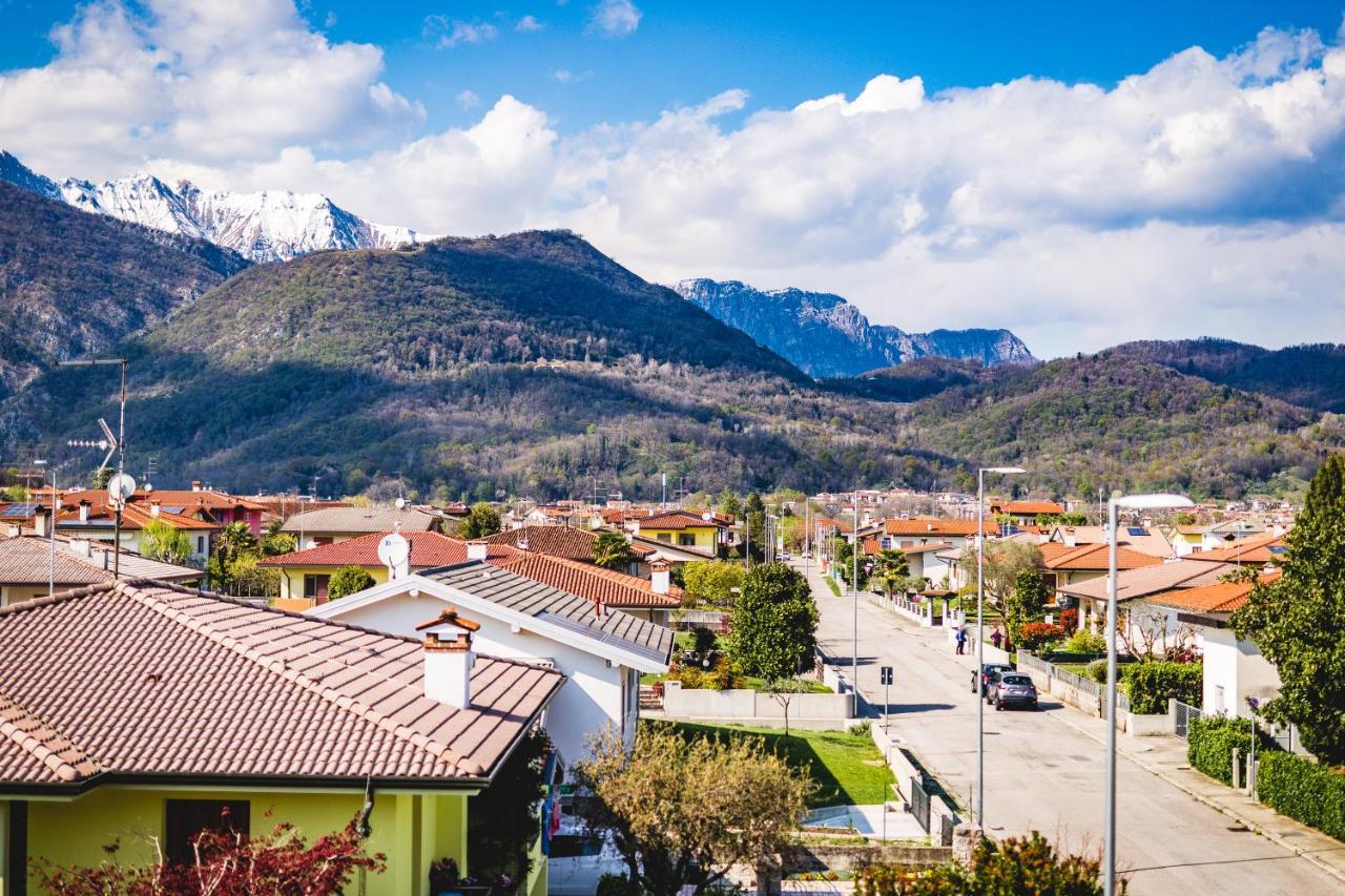 Appartamento Borgo Peschiere Maniago Exterior foto